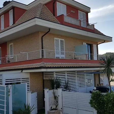 Milo Casa Vacanze Lägenhet *